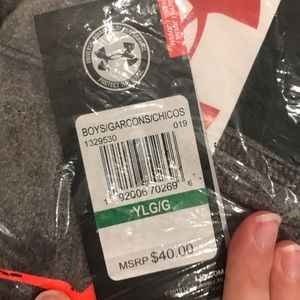 Boy’s Underarmour hoodie